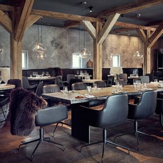 HYGGE Brasserie & Bar - 8